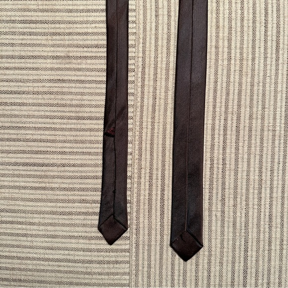 Narrow Skinny Iridescent Brown Neck Tie - Picture 8 of 13